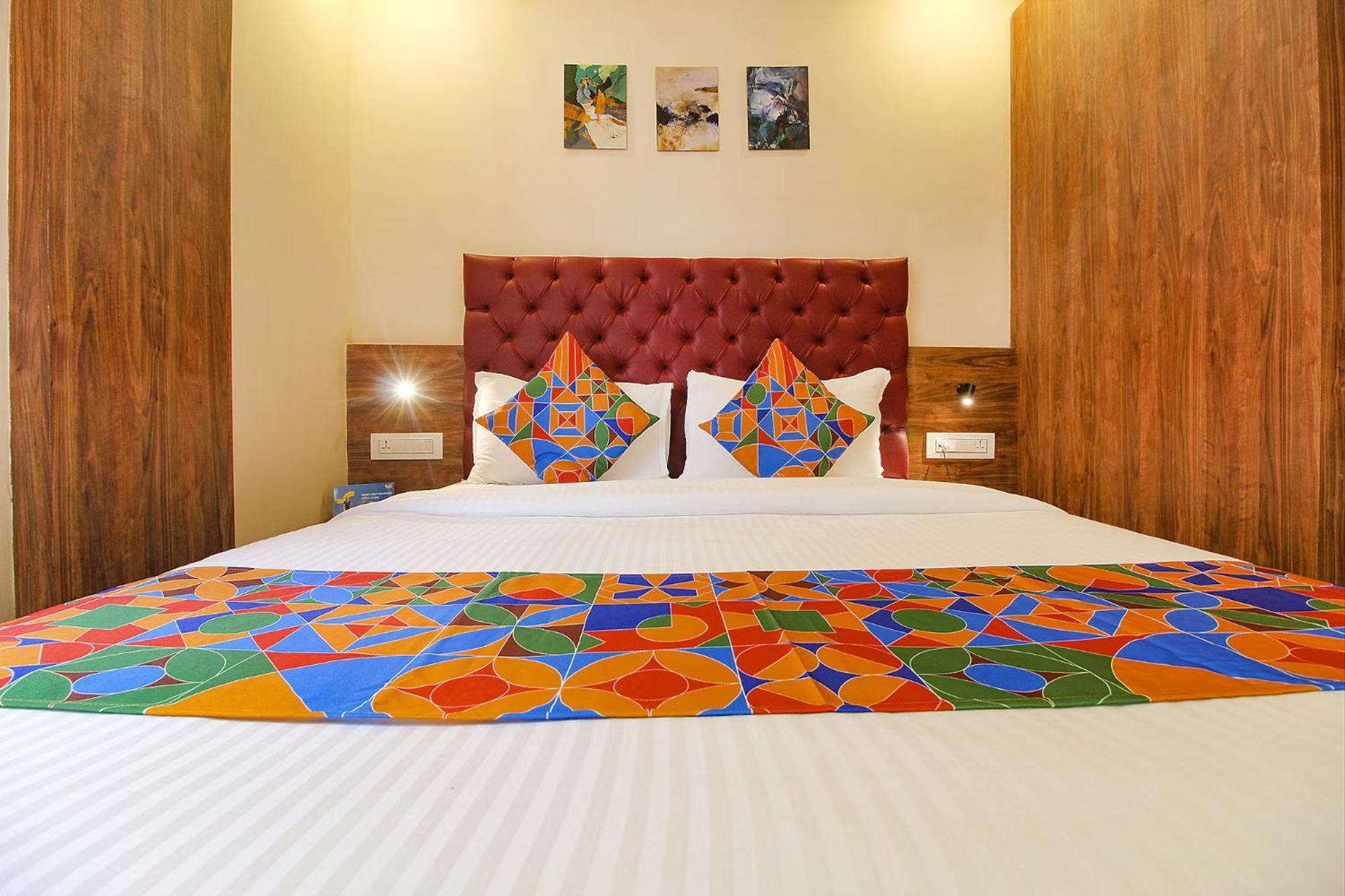 Fabhotel Peninsula - Nr Csmt Station Mumbai Exteriör bild
